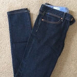 Gap always skinny jeans size 26/2